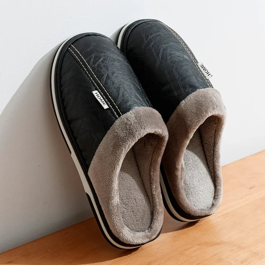 NoirFleece Slippers